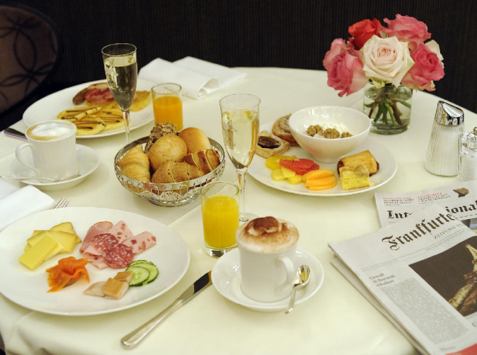 0031_Festivalhotel_Schweizerhof_Schoene Aussichten Touristik_Restaurant